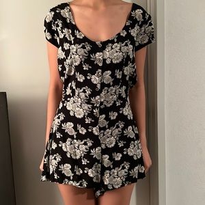 Cute floral romper with nice back